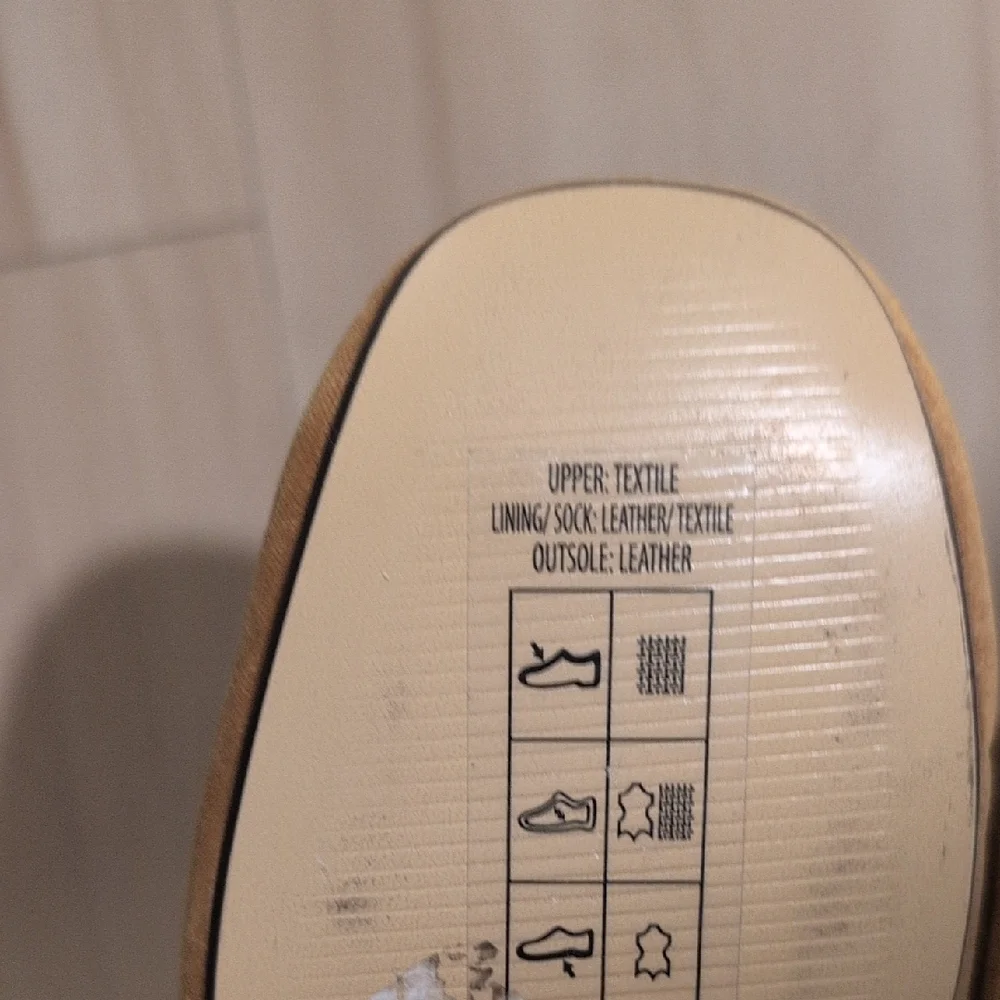 Everlane Ballet Bow Mustard Velvet Loafers Flats Size 6 - Picture 8 of 8